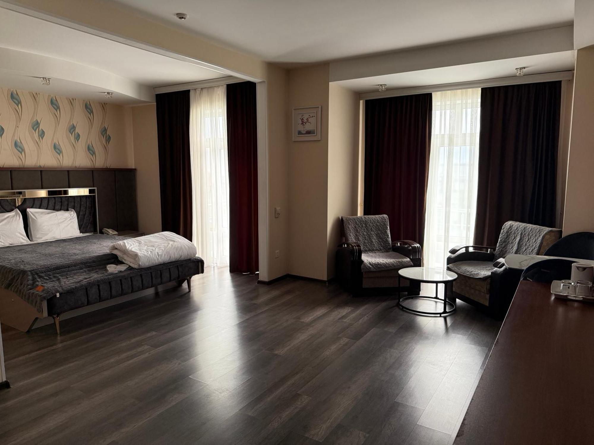 Aef Hotel บากู ภายนอก รูปภาพ