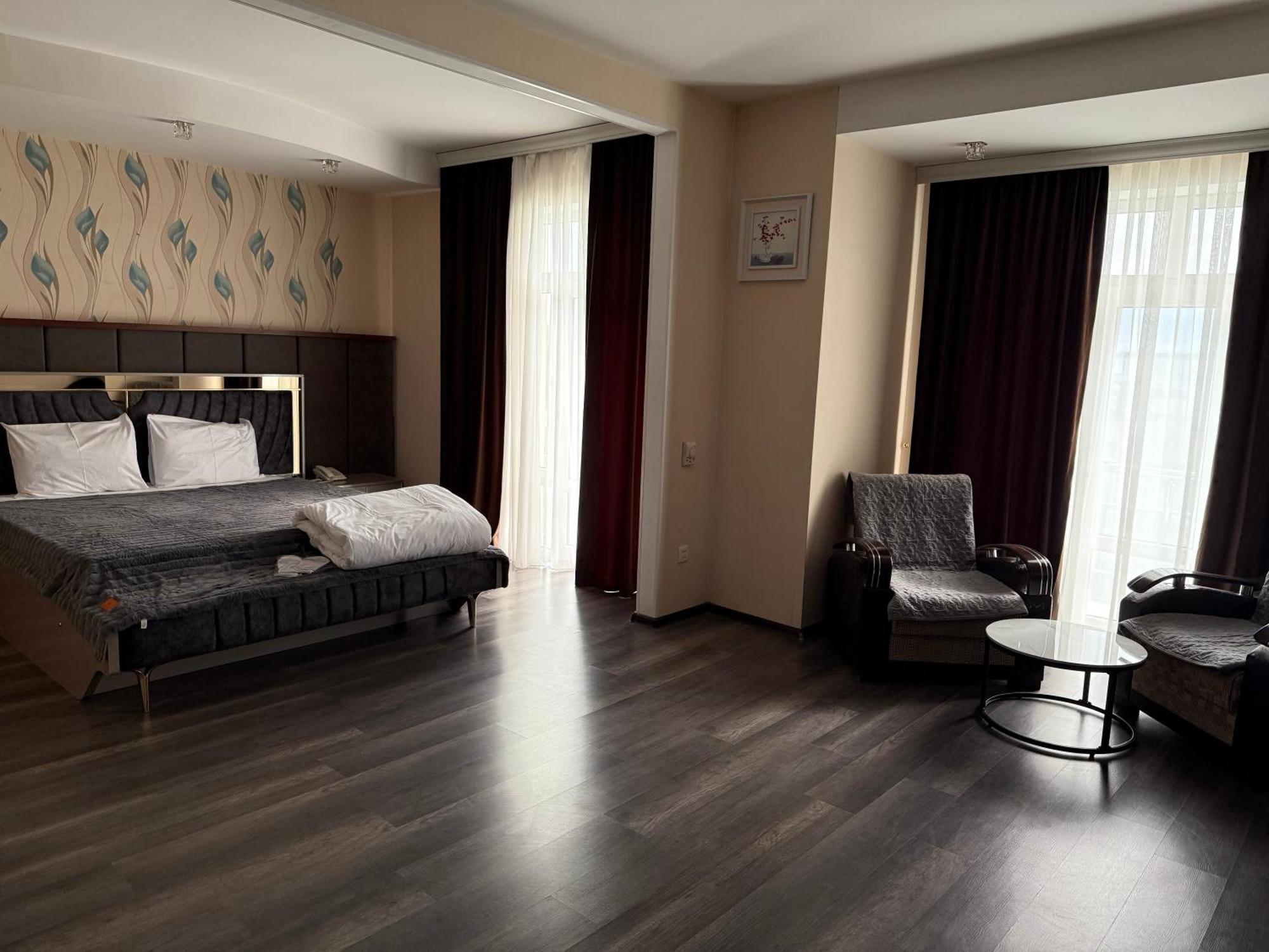 Aef Hotel บากู ภายนอก รูปภาพ