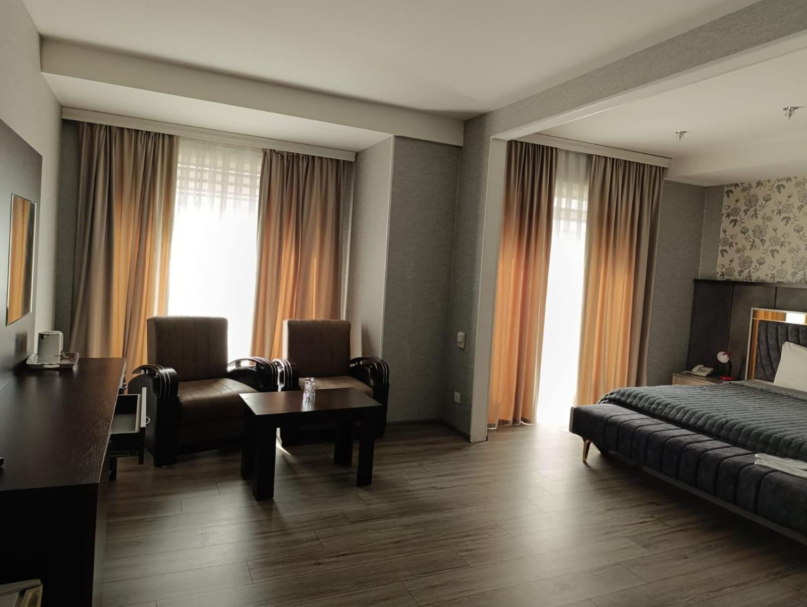 Aef Hotel บากู ภายนอก รูปภาพ